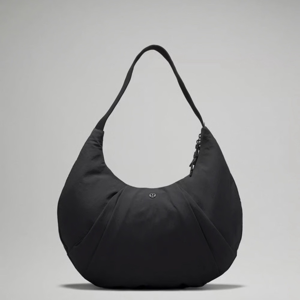 Lulu Pleated Shoulder Bag